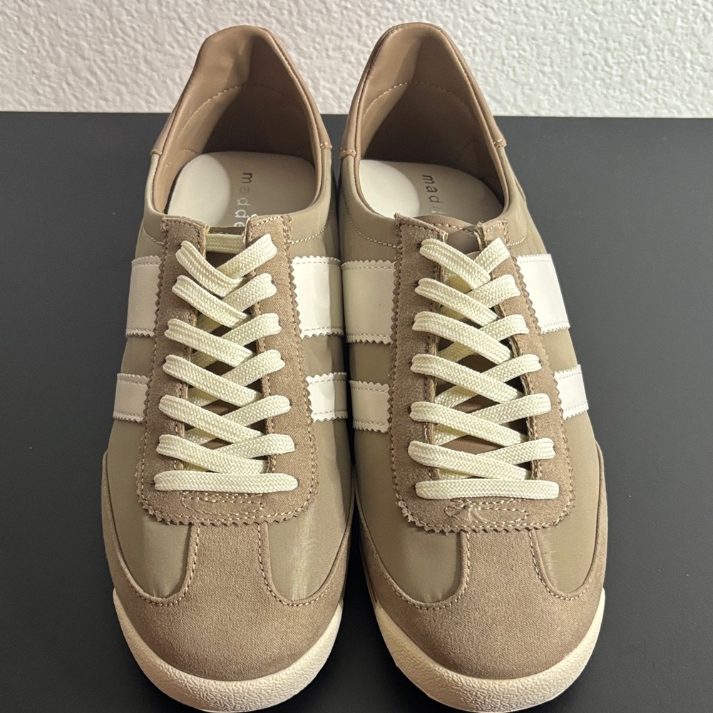 Madden Girl Beige and Off-White Sneakers